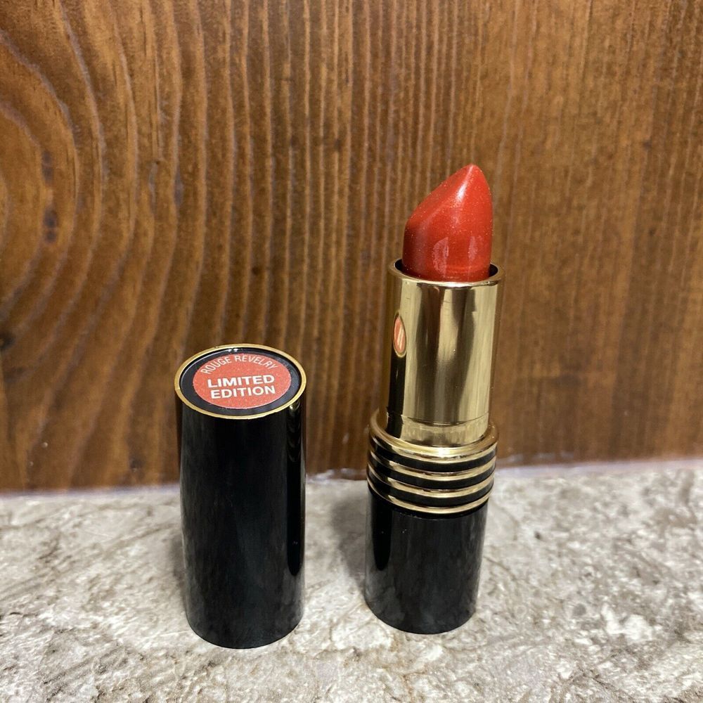 Revlon Super Lustrous Lipstick ROUGE REVELRY Limited. Original‎ Formula